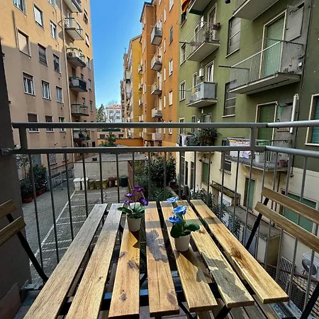 Cozy Navigli House شقة